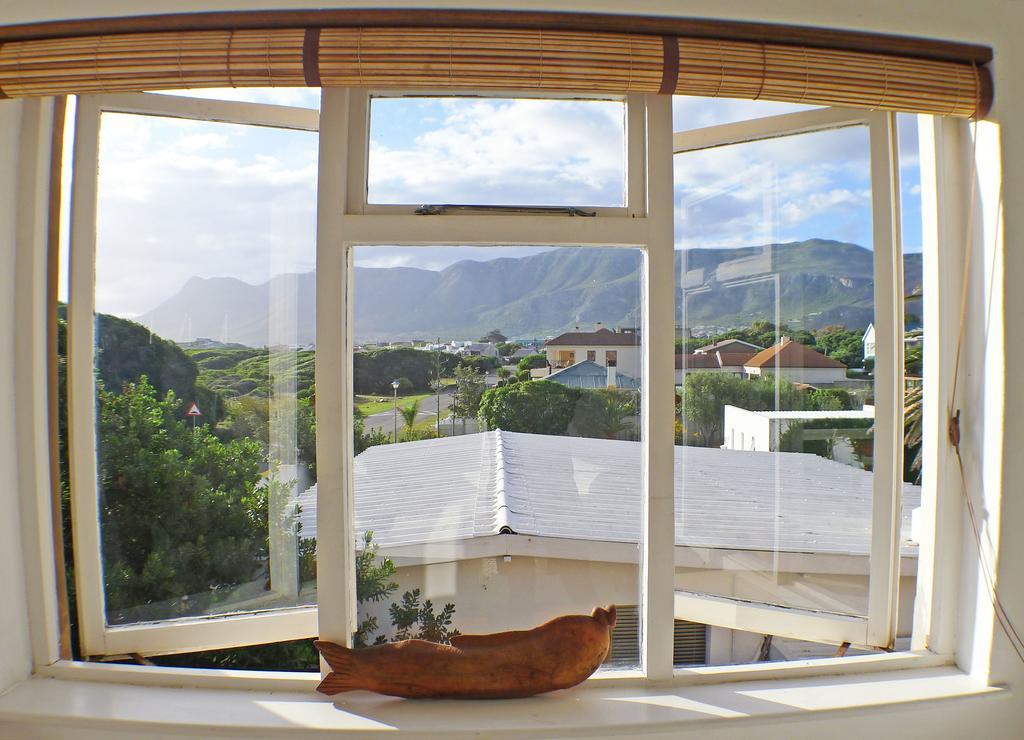 Bamboo Beach Seaside House Hotel Hermanus Bagian luar foto
