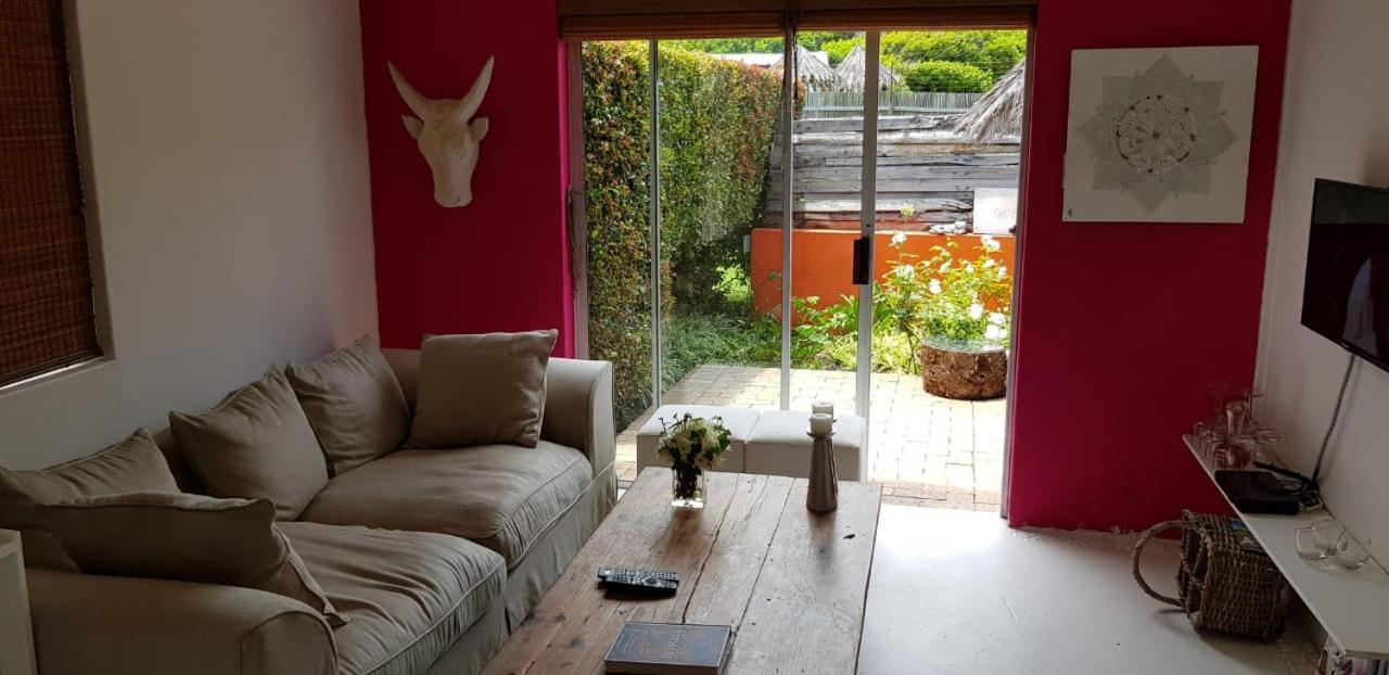 Bamboo Beach Seaside House Hotel Hermanus Bagian luar foto