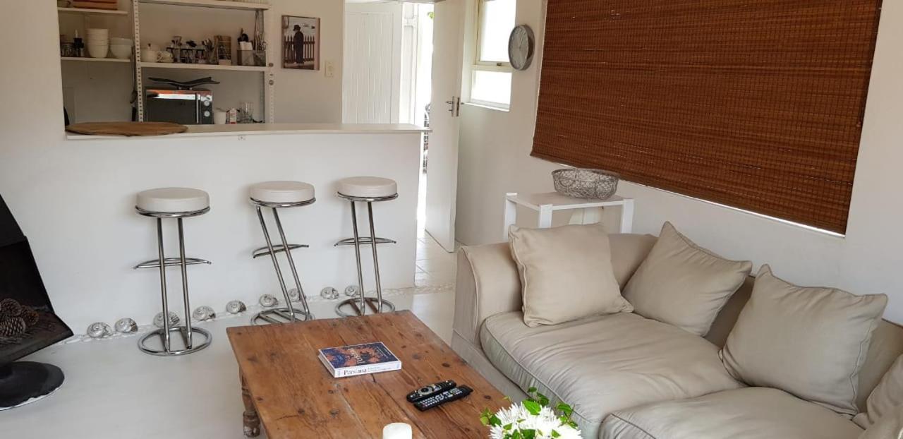 Bamboo Beach Seaside House Hotel Hermanus Bagian luar foto