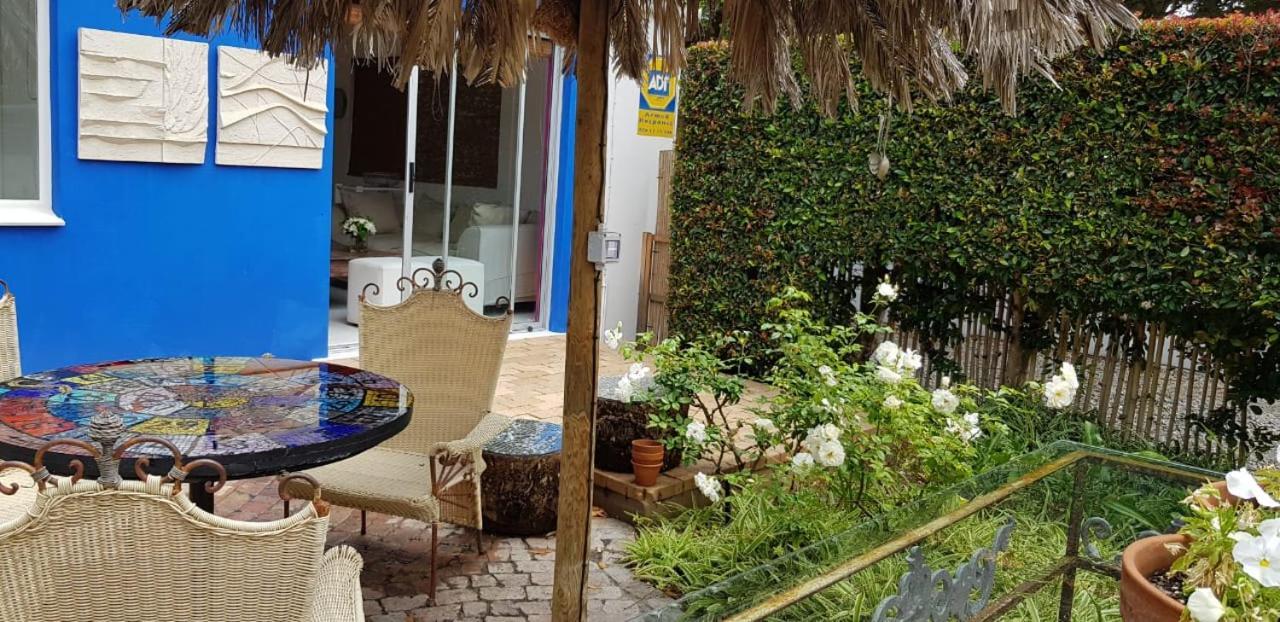 Bamboo Beach Seaside House Hotel Hermanus Bagian luar foto