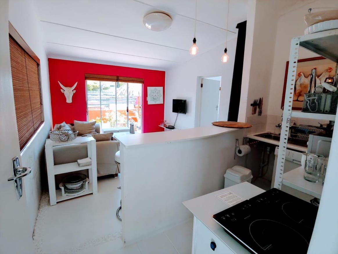 Bamboo Beach Seaside House Hotel Hermanus Bagian luar foto
